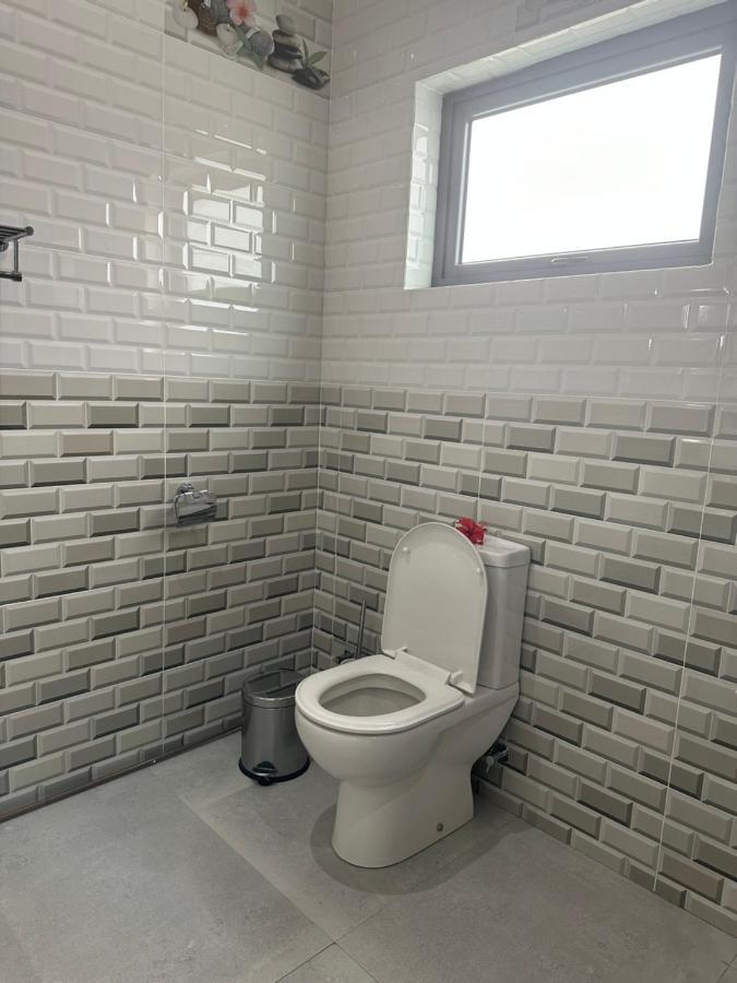 Jasmine Stay Self-Catering Apartments 빅토리아 외부 사진